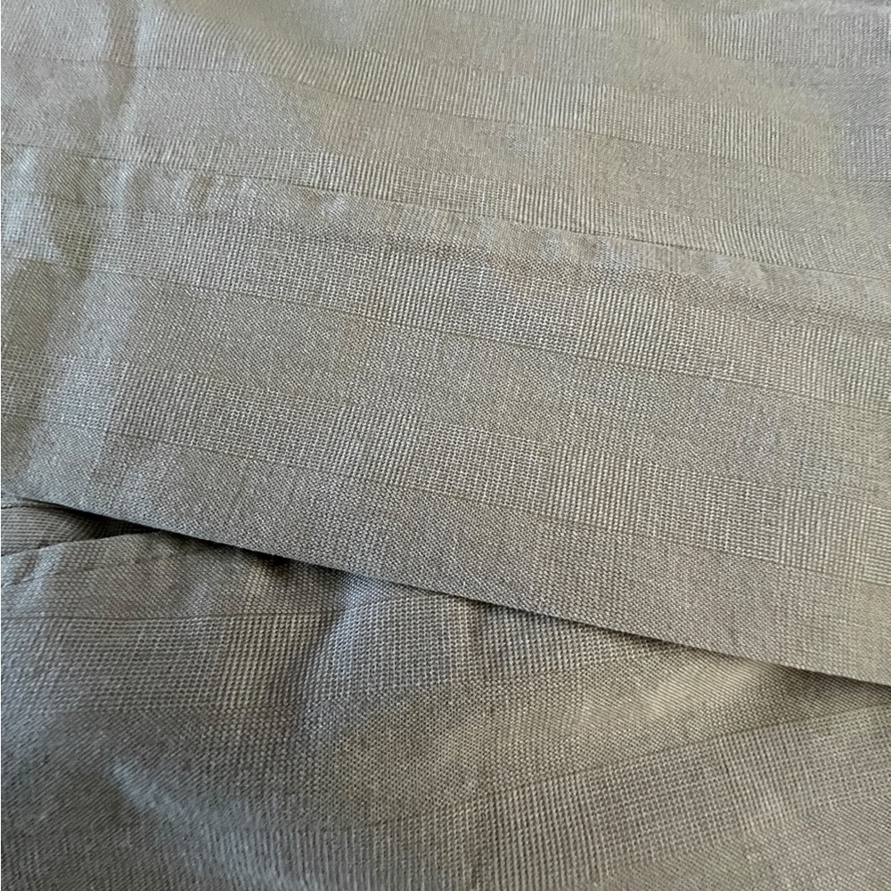 Banana Republic Aiden Fit Khaki Pants - Picture 4 of 8